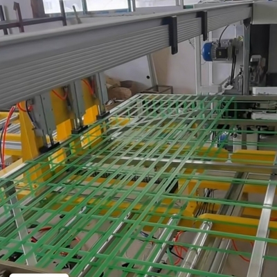 สายการอัดรีดสายรัด PET 0.4-1.2 มม. ความหนา 850 กก. ความตึงเครียด 120KW กำลัง