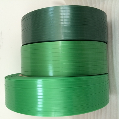 สายรัดพลาสติก PET สีเขียวขนาด 16-25 มม. สำหรับการบรรจุเครื่องยนต์ขนาดใหญ่กล่องใหญ่
