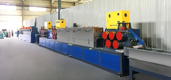 PLC ควบคุมสายการอัดรีดสายรัด PET 580-620KGS/H เครื่องทำสายรัด PET