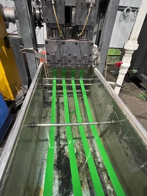 ความหนา 0.6-12mm PET Strapping Extrusion Line เครื่องบรรจุสายพลาสติกสายพลาสติกสายพลาสติกหลายชั้น