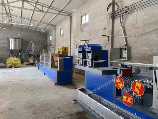 เครื่องจักรพลาสติก PP Strapping Tape Extrusion Line เครื่องจักรทําเทป PP Strapping Tape ที่สามารถปรับความเร็วได้