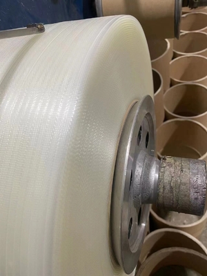 ความสามารถในการผลิตสูง PP พลาสติก แพ็คแบล็ป แผ่น extrusion สายการผลิตเครื่องจักร 4 สาย PP สายการผลิตเครื่องจักร
