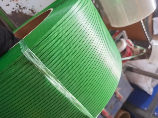 เครื่องอัดรีดสายรัด PP แบบสกรูเดี่ยว ระบบป้อนอัตโนมัติ