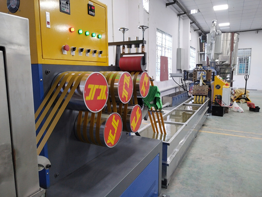 ระบบความจํา PP Strap Band Extrusion Line สําหรับการบรรจุอัตโนมัติ ความแม่นยําสูง 400kgs / H