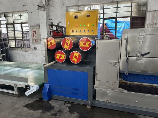 เครื่องทำสายรัด PP ควบคุมด้วย PLC อัตโนมัติ พร้อมระบบเปลี่ยนหน้าจอแบบไม่หยุด