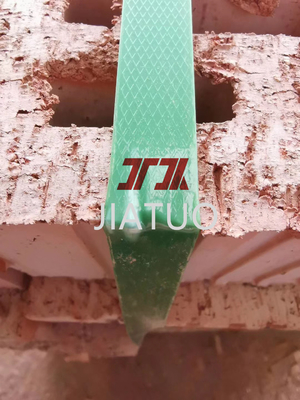 ผู้ผลิต สายตรง 19 มิลลิเมตร Pet Strapping ปรับปรุงเรียบ Embossed อัตโนมัติ การบรรจุมือ