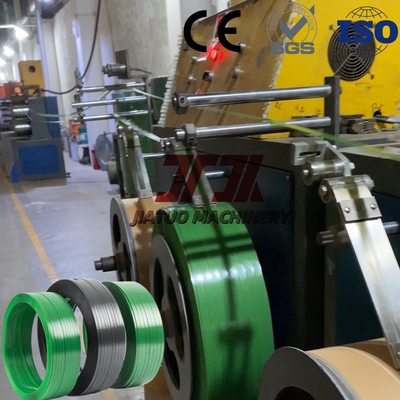 สายพาน PET ขนาด 0.6 มม. กำลังไฟ 300KW, เครื่องอัดรีดสกรูเดี่ยว พร้อมระบบควบคุม PLC, กำลังผลิต 350-950 กก.