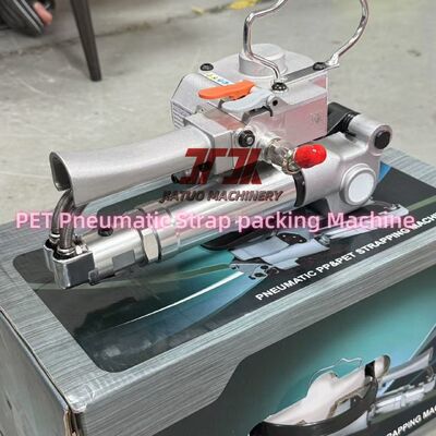 9-19 มิลลิเมตร แบคเกิลฟรี มือถือ Strapping Machine 400N-2000N แบตเตอรี่ทํางาน
