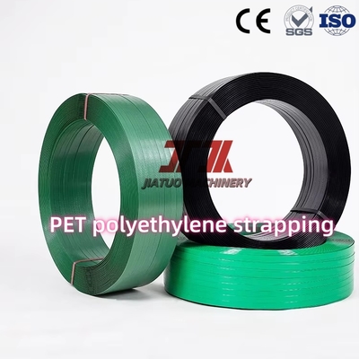 สายรัดโพลีเอสเตอร์แบบกำหนดเอง 9-32 มม. สีเขียว สายรัดพลาสติก PET สำหรับบรรจุภัณฑ์ ผิวหน้าทอแบบนูน