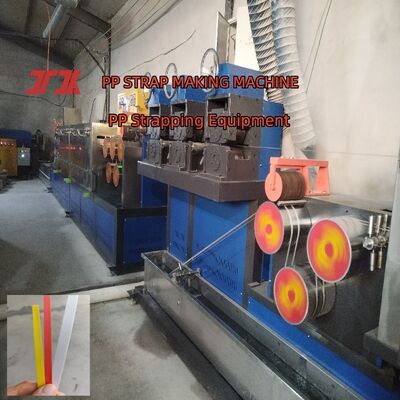 100% โพลีพรอพีเลน PP Strapping Production Line เครื่องผลิตสายพับ PP พร้อมเครื่องเปลี่ยนจออัตโนมัติ